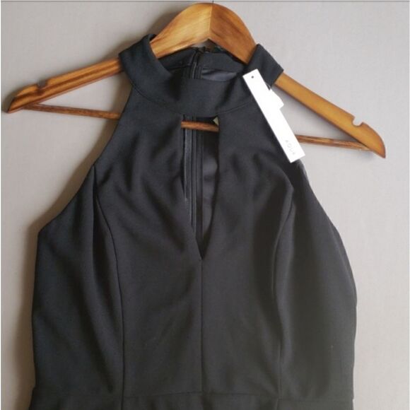AQUA Black halter neck cut dress - Picture 1 of 2